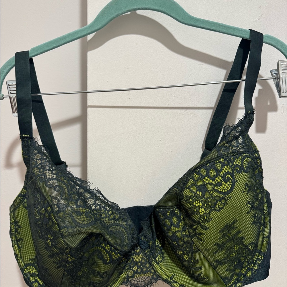 Adore Me Lace Trimmed Bra - Green